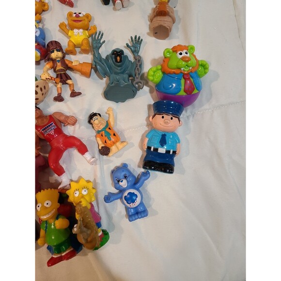 Assorted Toy Lot - Picture 6 of 7